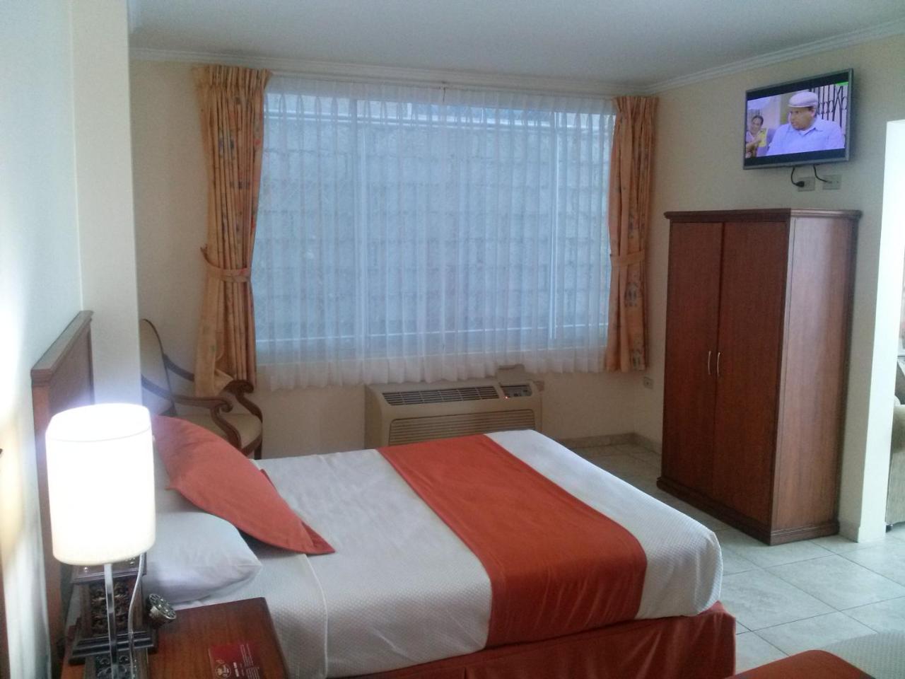 Hotel El Marques Atacames Zewnętrze zdjęcie
